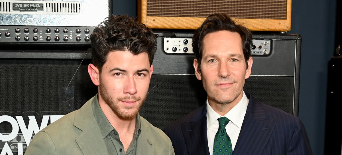 CL - Nick Jonas y Paul Rudd