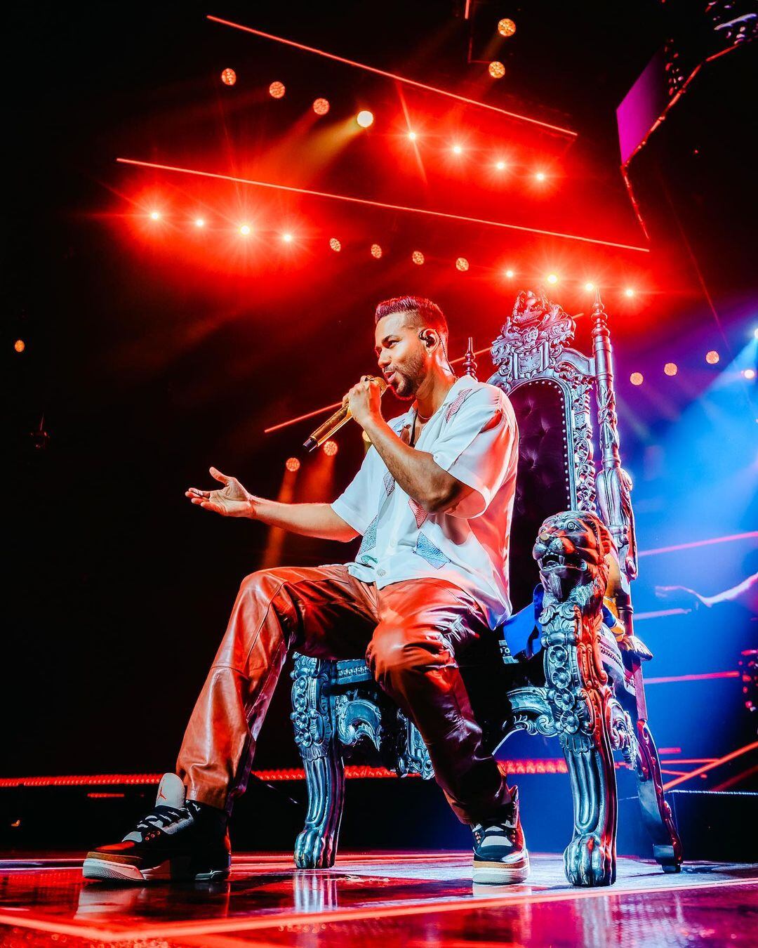 Instagram @estricolor</a> (@bizarrolivecl</a>)