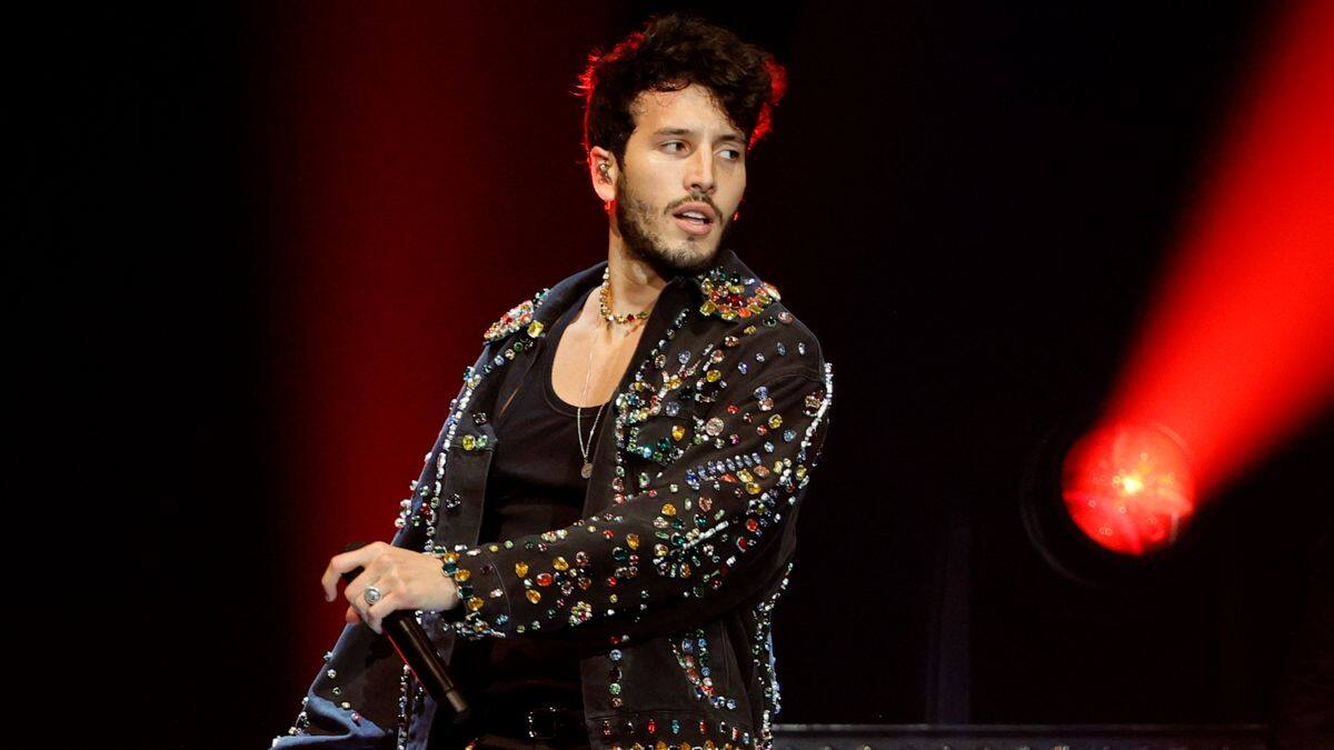 ¡Sebastián Yatra está de cumpleaños y lo celebramos con su música!