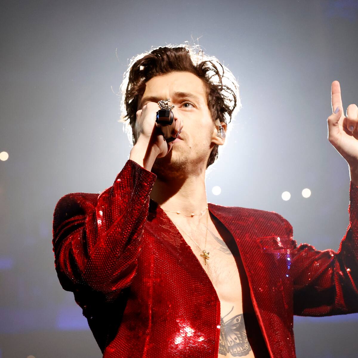 Harry Styles lleva su música al otro nivel con una propuesta orquestada: así sonó "Matilda" en su Meltdown Festival