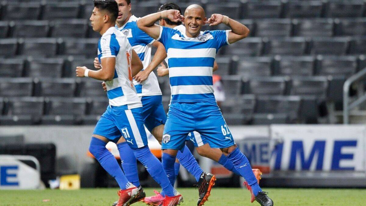 Histórico: Humberto Suazo vuelve a anotar un gol en México tras 7 años