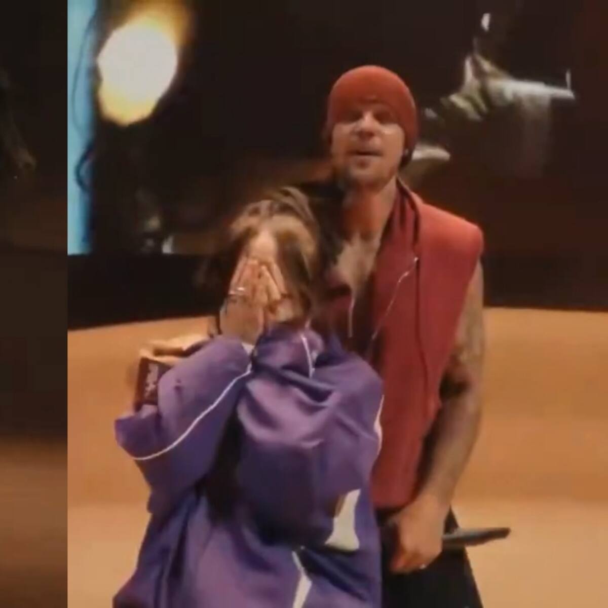 No lo podía creer: Justin Bieber eligió a famosa cantante como su "One Less Lonely Girl" y la subió al escenario