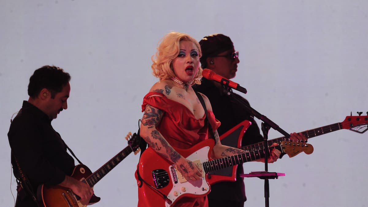 Mon Laferte hace gala de su talento con una presentación histórica en el Festival de Viña