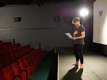 ¡Para quienes les apasiona la actuación! Anuncian taller gratuito en Santiago y estas son las coordenadas