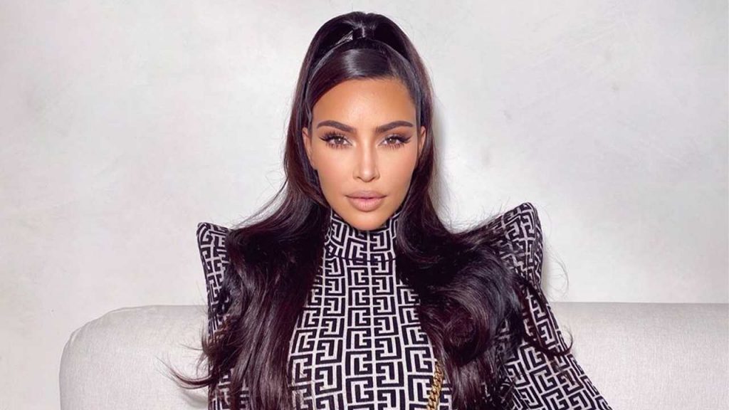  Kim Kardashian deja la moda... ¡Para incursionar en el mundo del doblaje! — LOS4  Chile