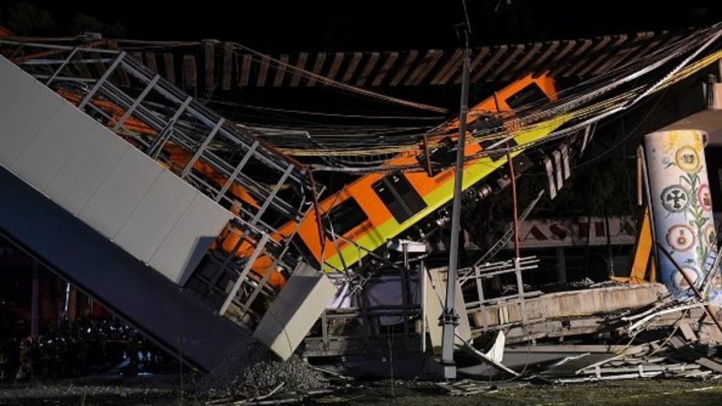 Derrumbe De Un Tramo Del Metro En Ciudad De México Deja Al Menos 23 Muertos