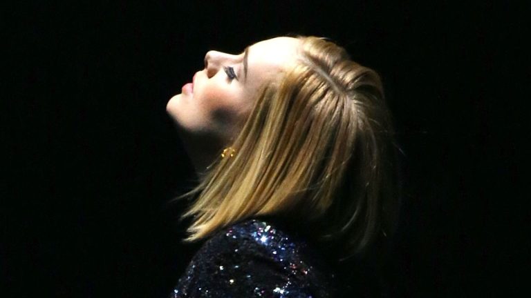 Adele (8)