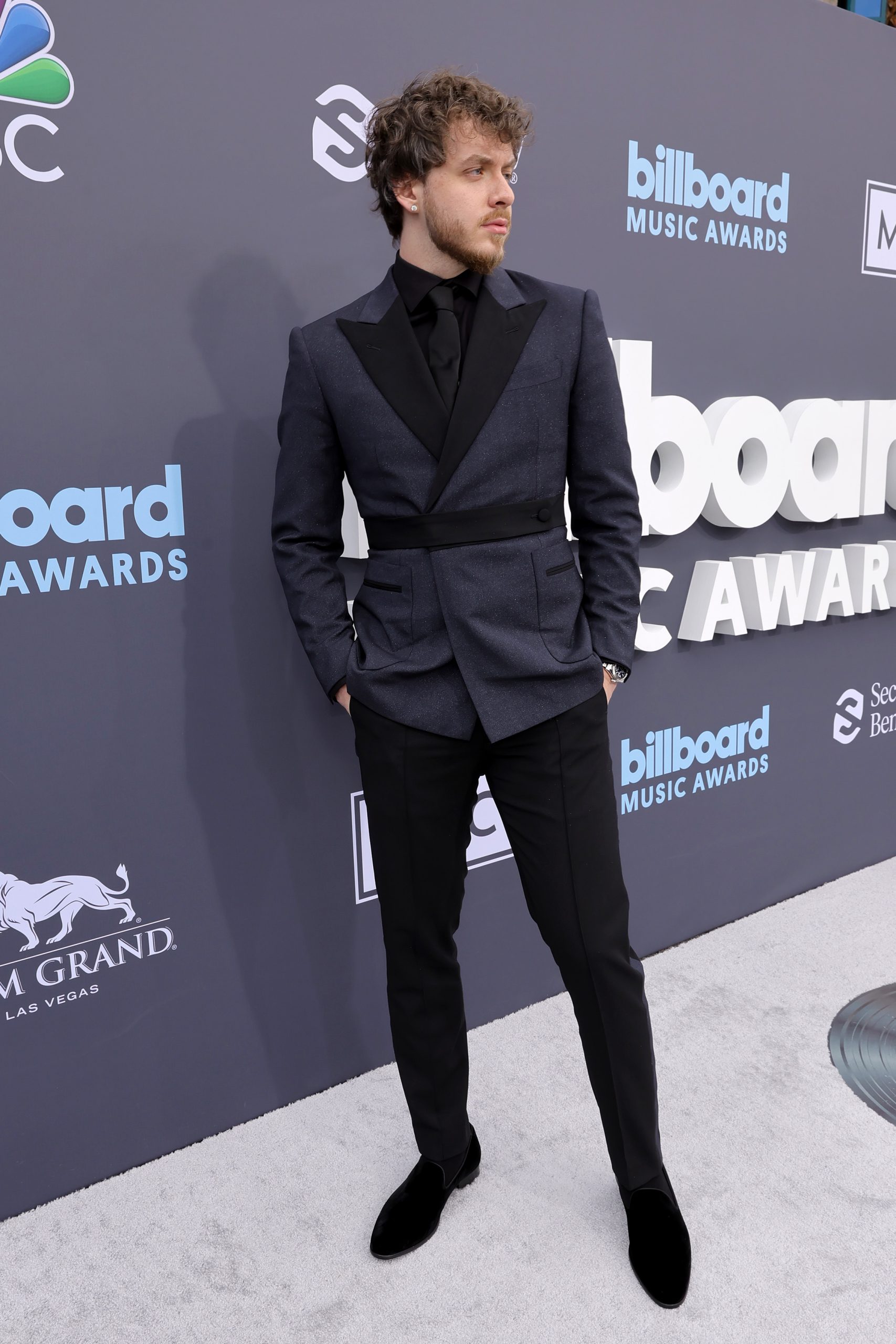 2022 Billboard Music Awards Red Carpet