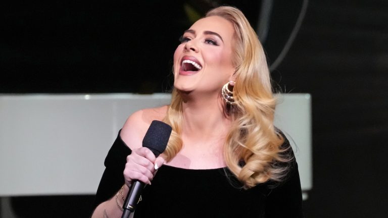Adele dio detalles de su divorcio durante show en Las Vegas