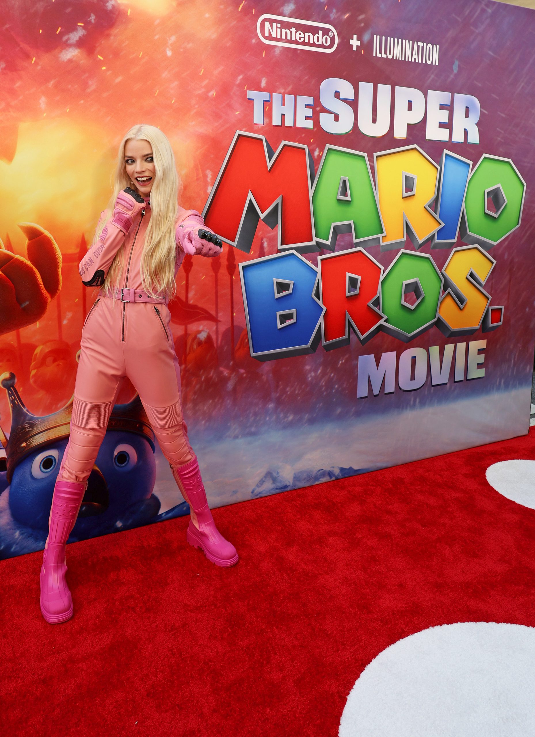 mayoria temperamento Ciudadanía Super Mario Bros": Anya Taylor-Joy se luce con cosplay de la Princesa Peach  en la premier de la película — LOS40 Chile